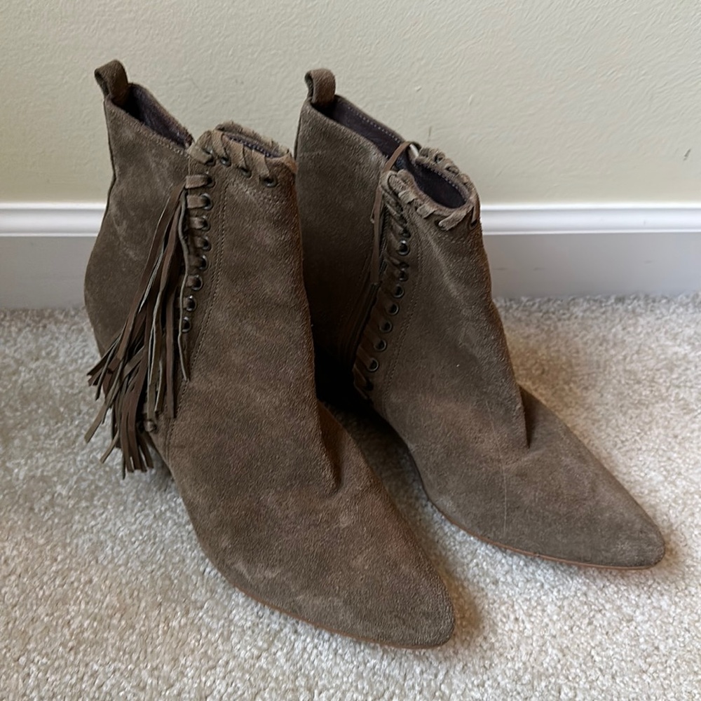 Matisse Booties size 8.5